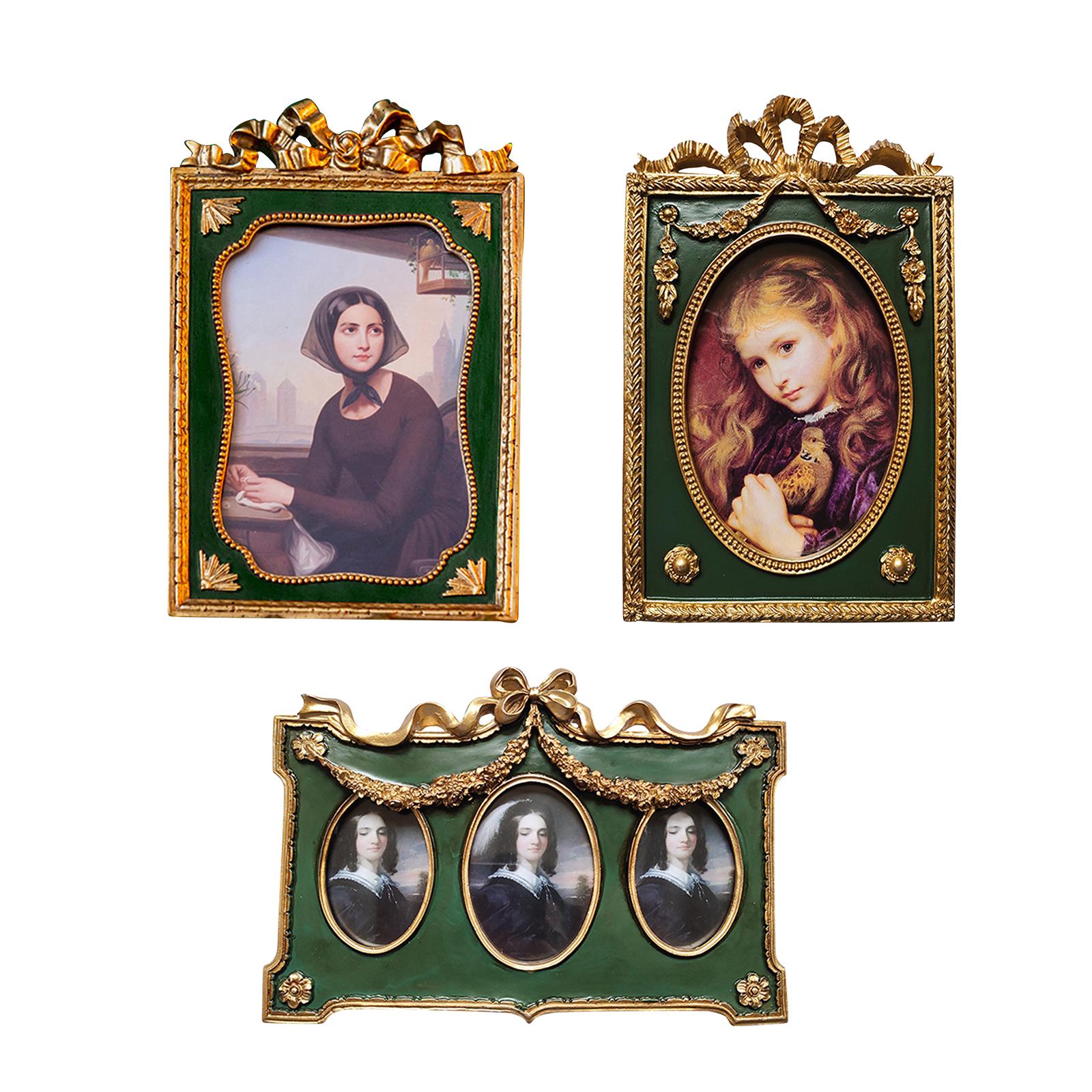 Resin Art Gallery - Antique Resina Photo Display Frame, Wall