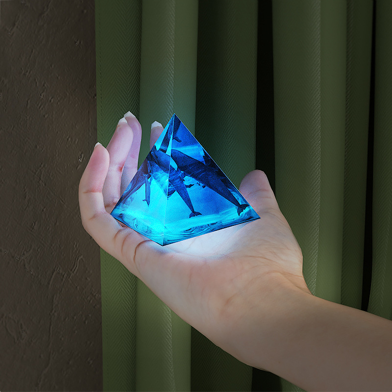 Molde de silicone pirâmide de  - Resin Art Stand avaliação e preço